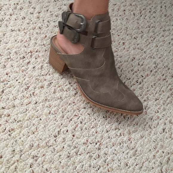 Sold out sorry Sale 🌲Brand new boot shoes leather - Picture 7 of 8